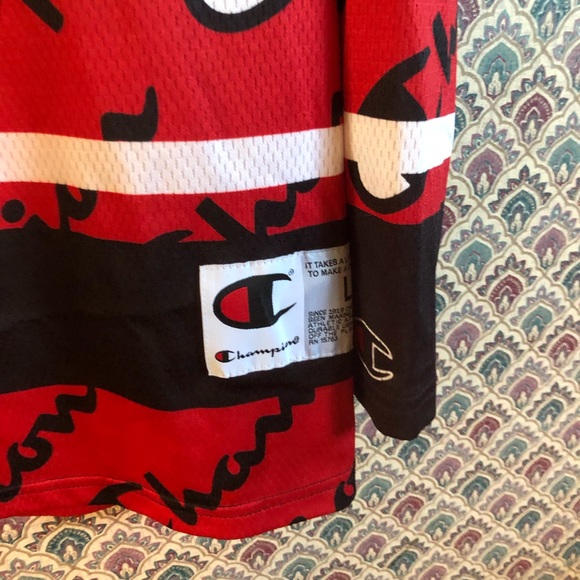 Champion Script Logo Print Hockey Jersey in Red - Picture 3 of 4